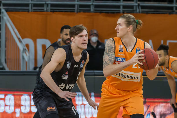 持巅峰竞技 持巅峰竞技