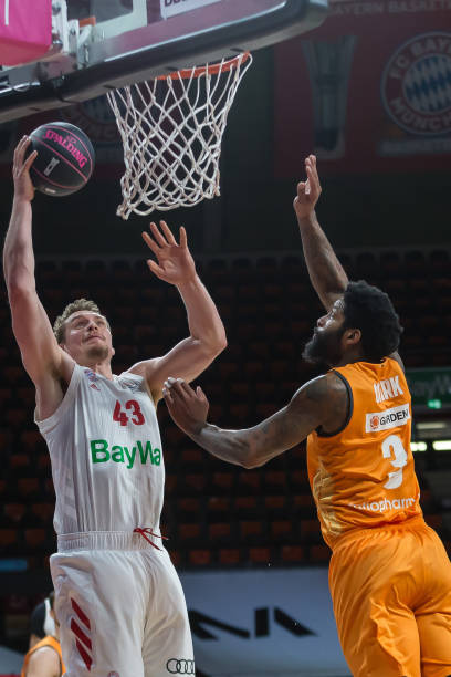 更是一场关 更是一场关